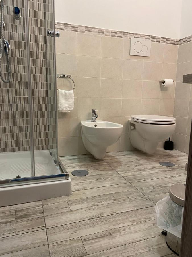 Dora'S House Hotell Napoli Eksteriør bilde